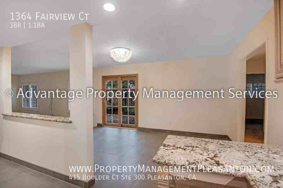 1364 Fairview Ct - Photo 6 of 15