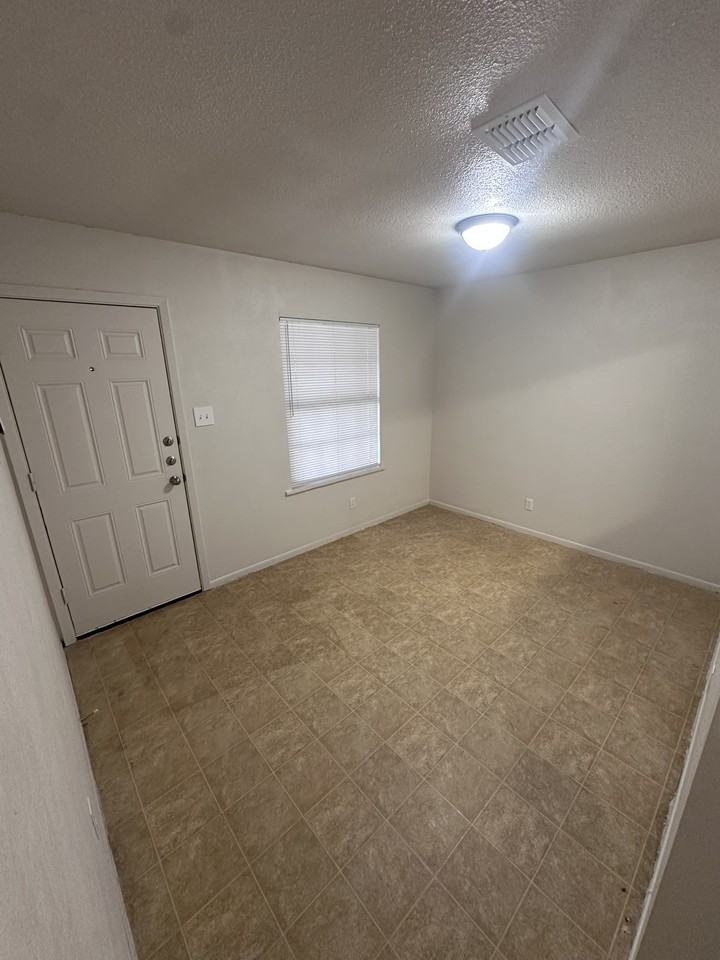 2417 Paul Revere Street #A - Photo 2 of 15