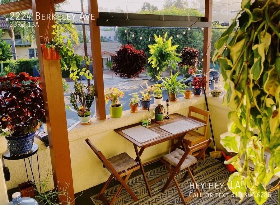 2224 Berkeley Ave - Photo 5 of 36