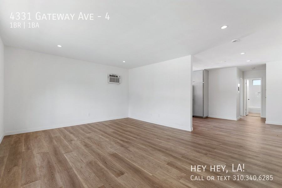 4331 Gateway Ave #4 - Photo 6 of 19