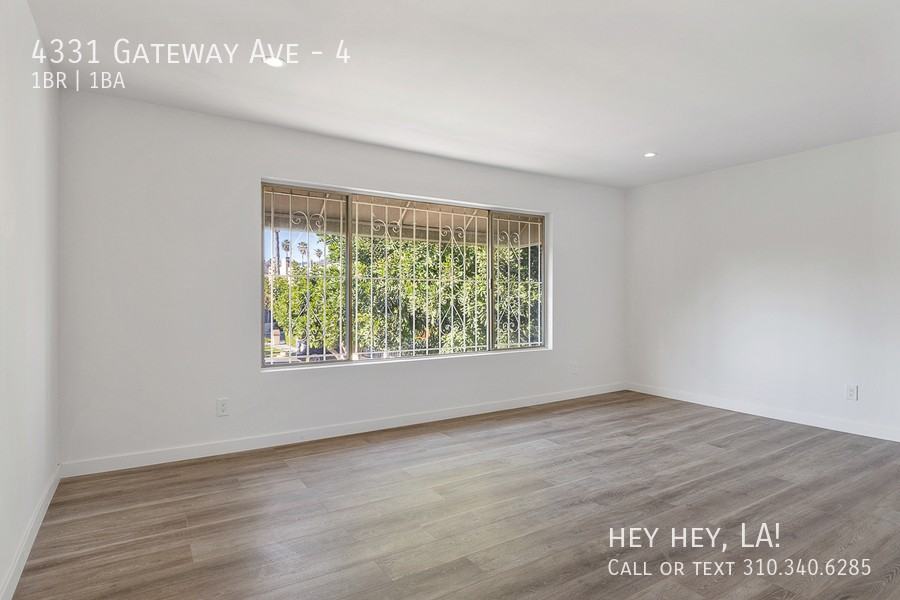 4331 Gateway Ave #4 - Photo 7 of 19