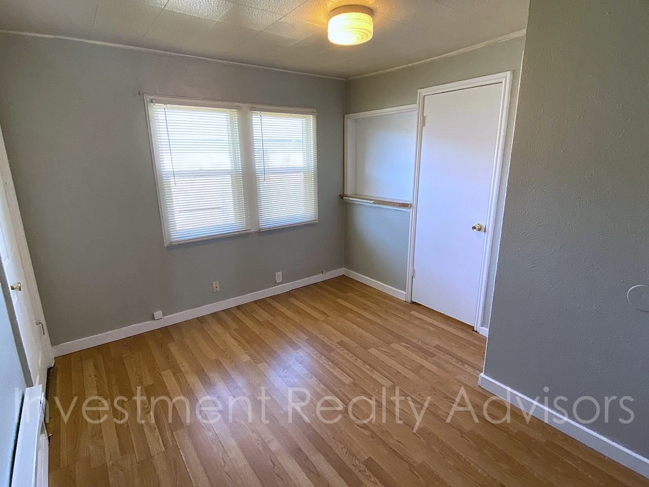 585 N Main St #10 - Photo 7 of 13