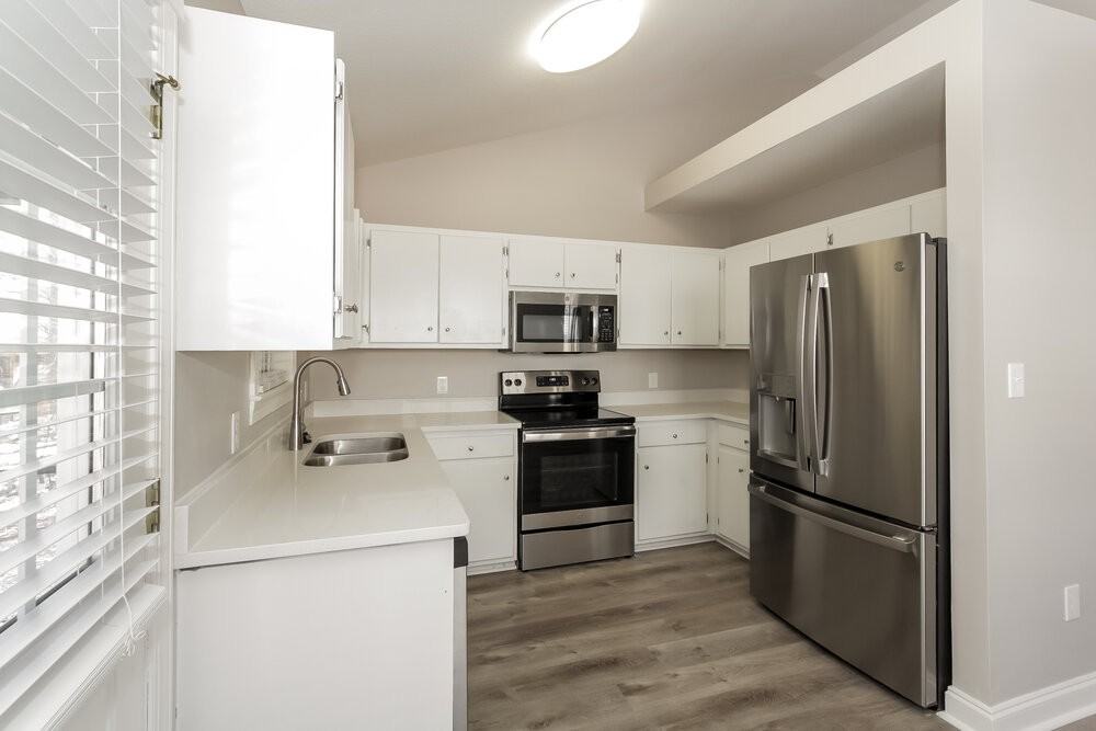 1273 Pressley Downs Dr Se - Photo 7 of 16