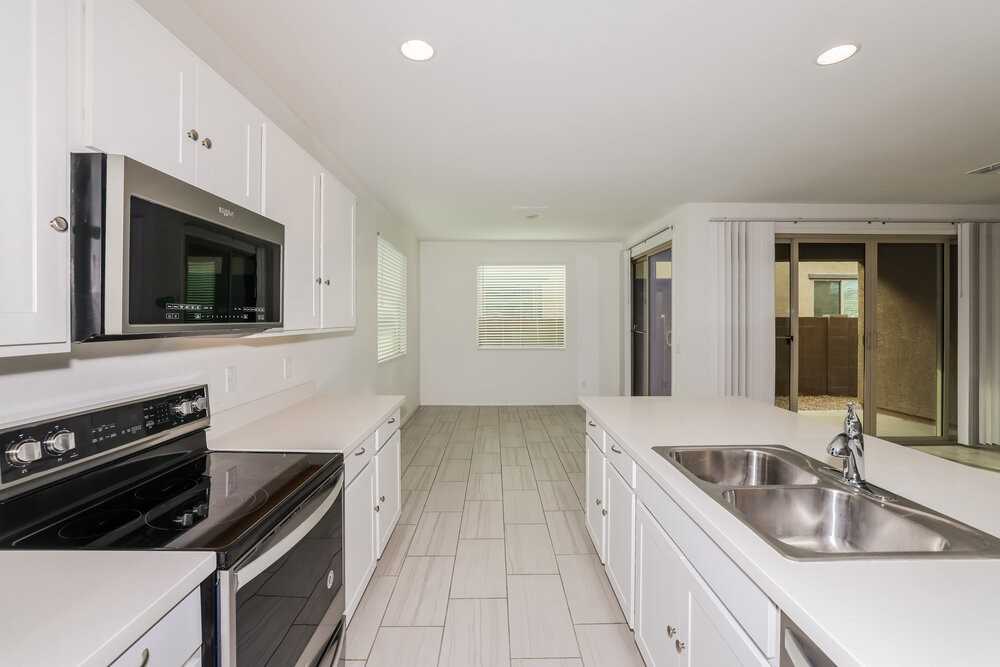 9259 E Static Ave - Photo 6 of 16