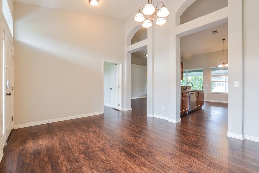 13836 Old Dock Rd - Photo 5 of 16