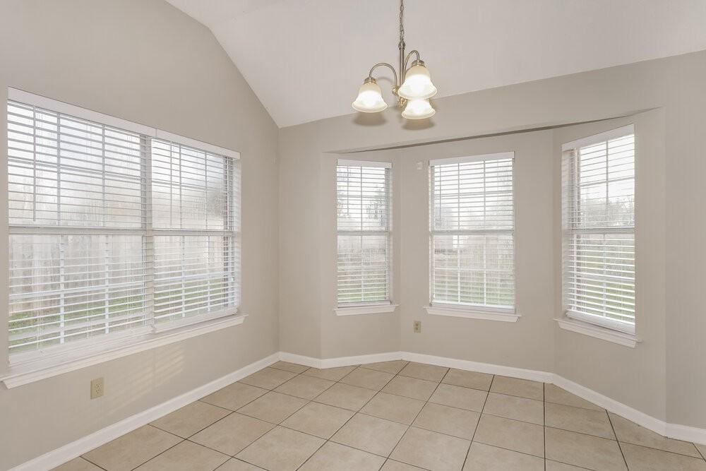 11183 Ewe Turn Dr - Photo 5 of 15