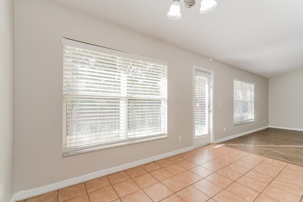 214 Pleasant Hill Dr - Photo 6 of 16