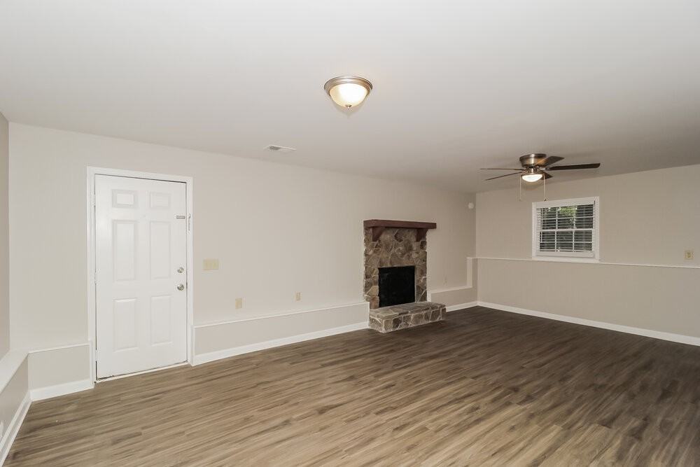 2737 Pine Mountain Cir Nw - Photo 4 of 17