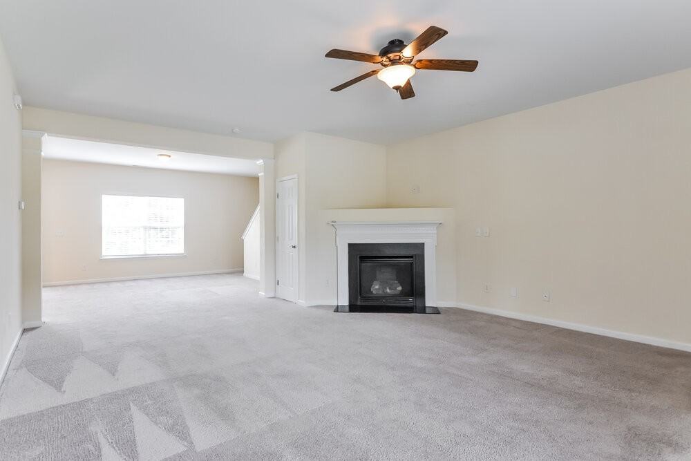 3508 Hamilton Mill Dr - Photo 5 of 17