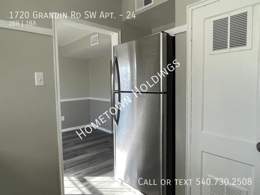 1720 Grandin Rd Sw #24 - Photo 6 of 9