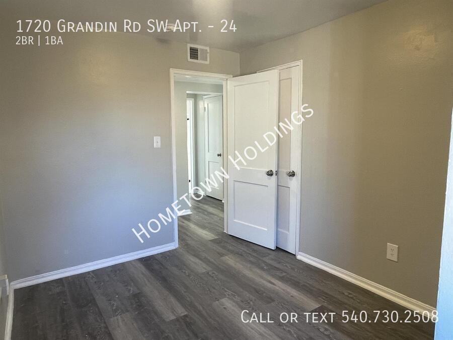 1720 Grandin Rd Sw #24 - Photo 7 of 9