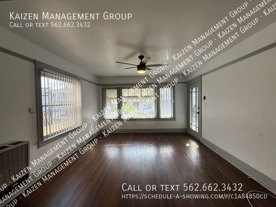 534 W 14th St #534 - Photo 5 of 17