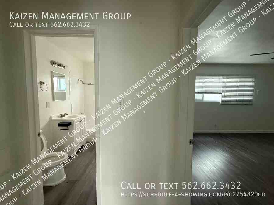 1862 Pine Ave #1862-5 - Photo 6 of 10