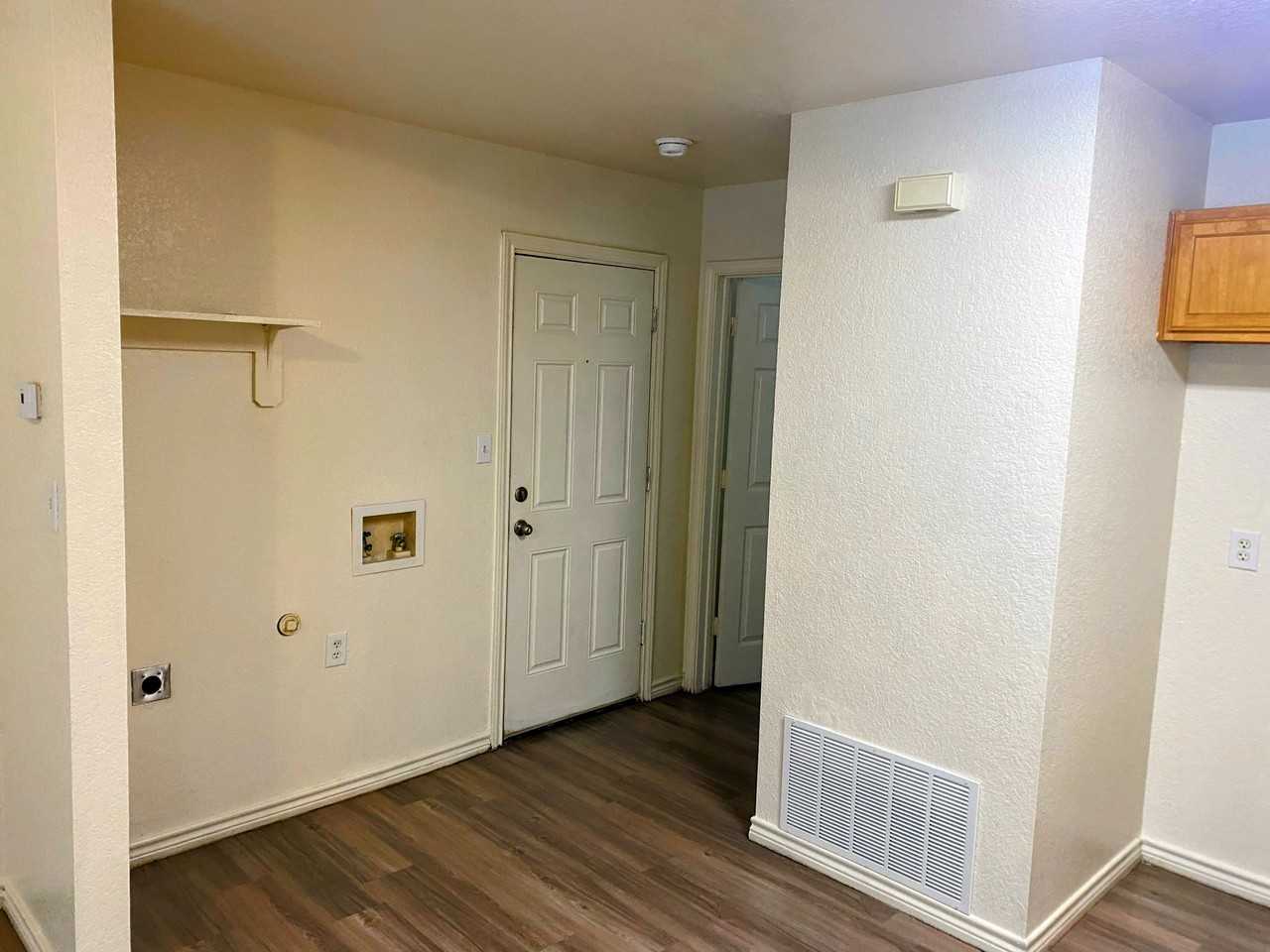 115 North 20th Street #B - Photo 4 of 5