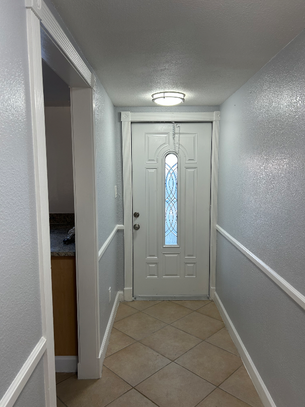 645 Beachcomber Ln - Photo 3 of 12