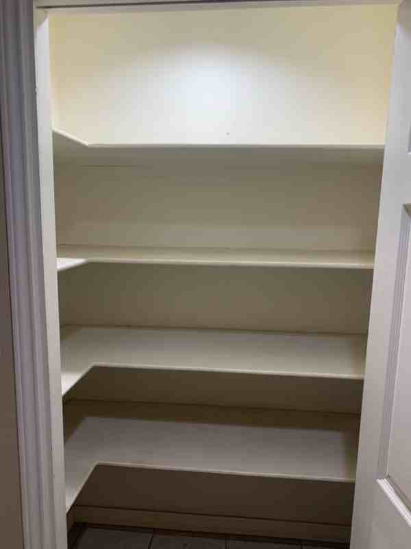 917 N Hancock Ave - Photo 7 of 16