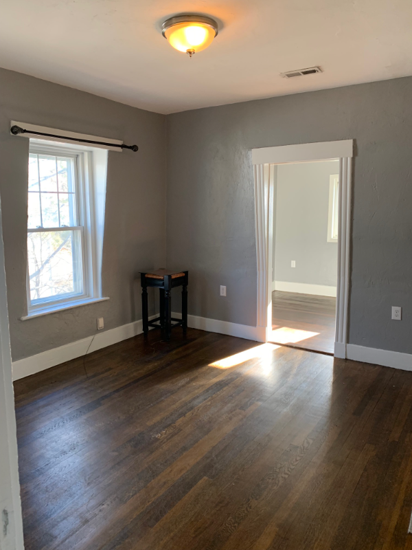 72 Orient Ave - Photo 3 of 11