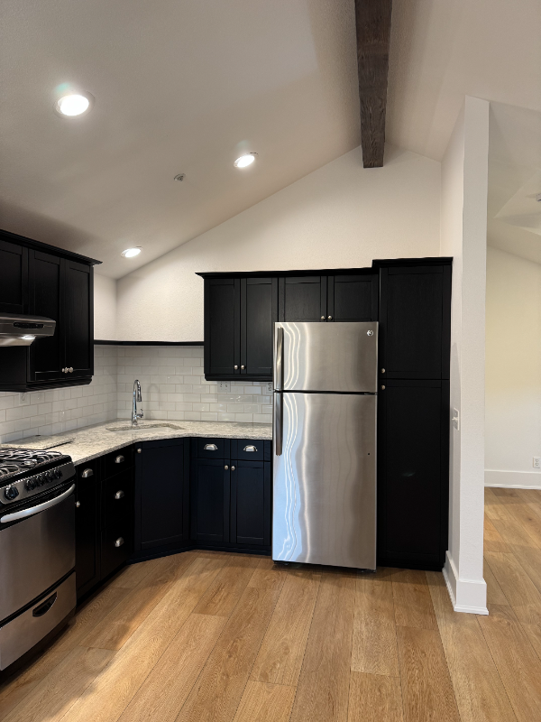 2345 Bushnell St - Photo 7 of 13