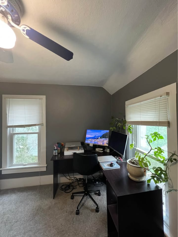 605 Barrie St - Photo 7 of 13