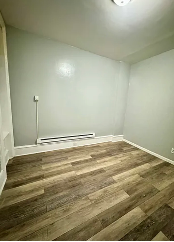 229 S 6th St - Photo 3 of 6