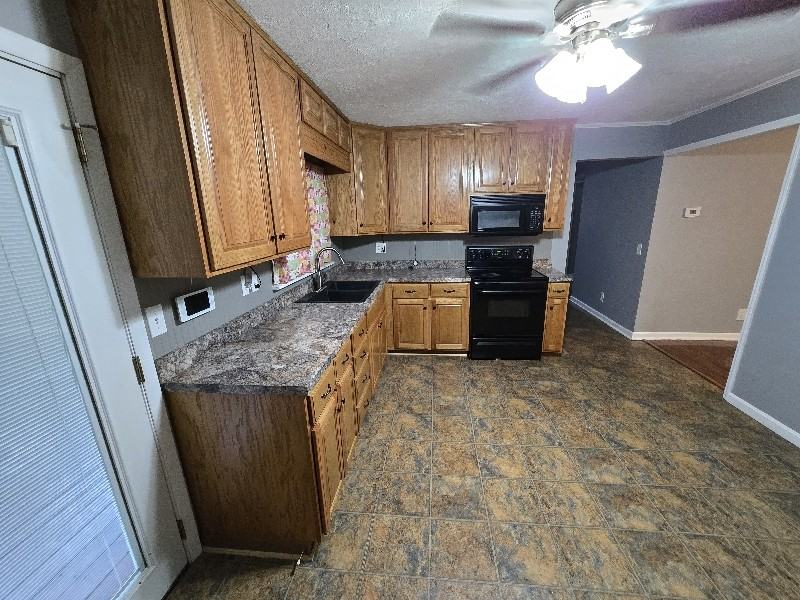 5125 Cardinal Dr Nw - Photo 3 of 13