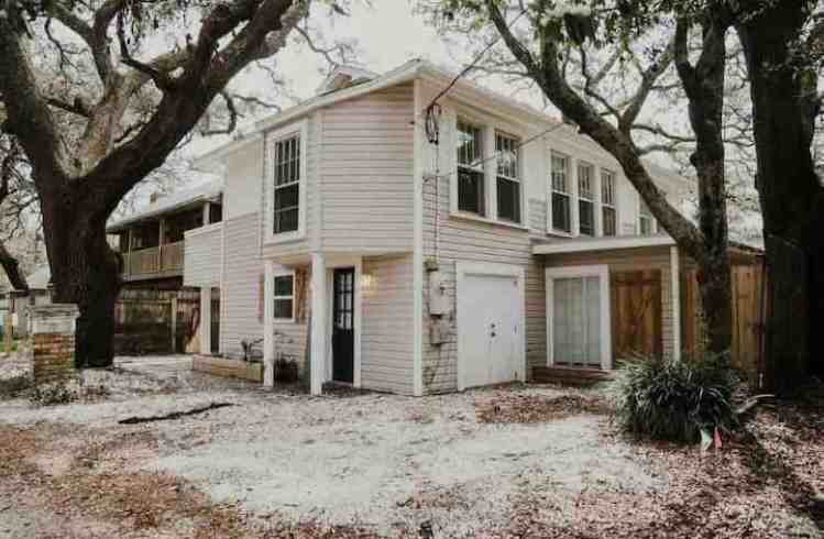 7 Odess Ln - Photo 2 of 18