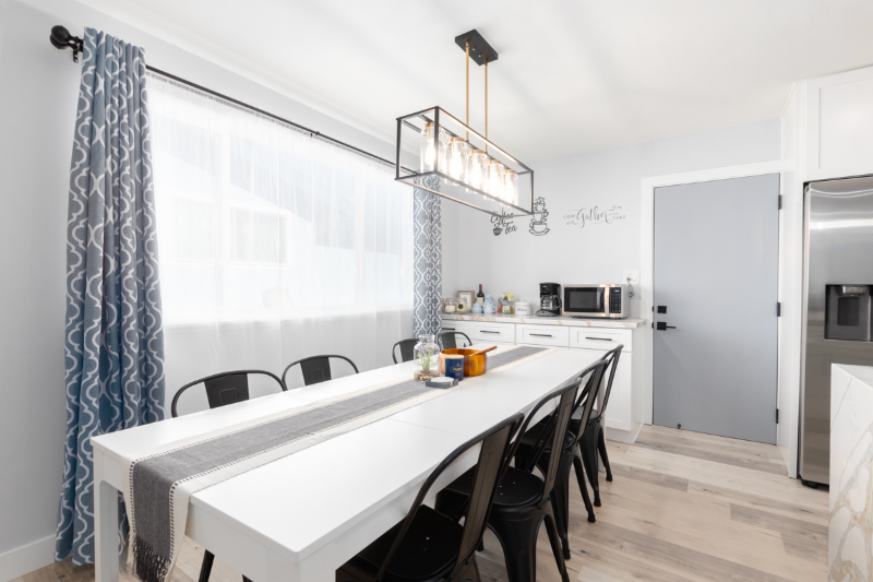 3950 Marlesta Dr - Photo 4 of 26