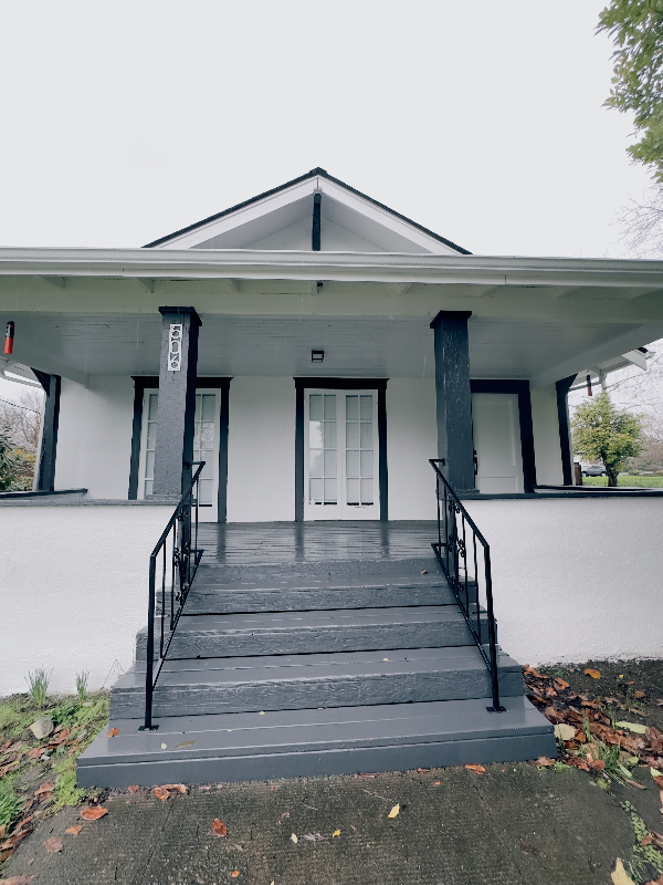 506 E 17th St - Photo 3 of 42