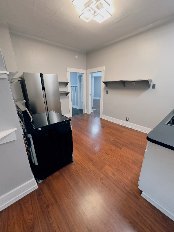 506 E 17th St - Photo 5 of 42