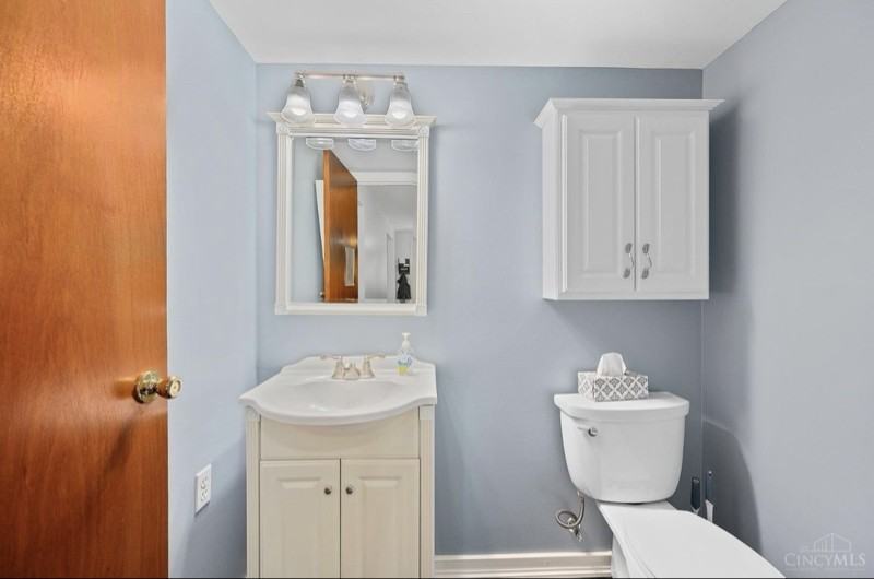 1002 Stanwood Dr - Photo 4 of 16