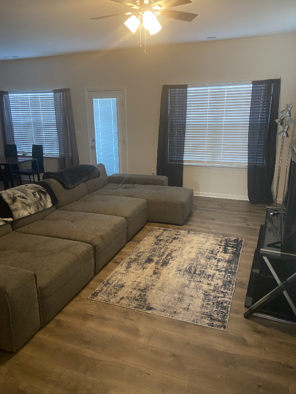 157 Leo St - Photo 2 of 7