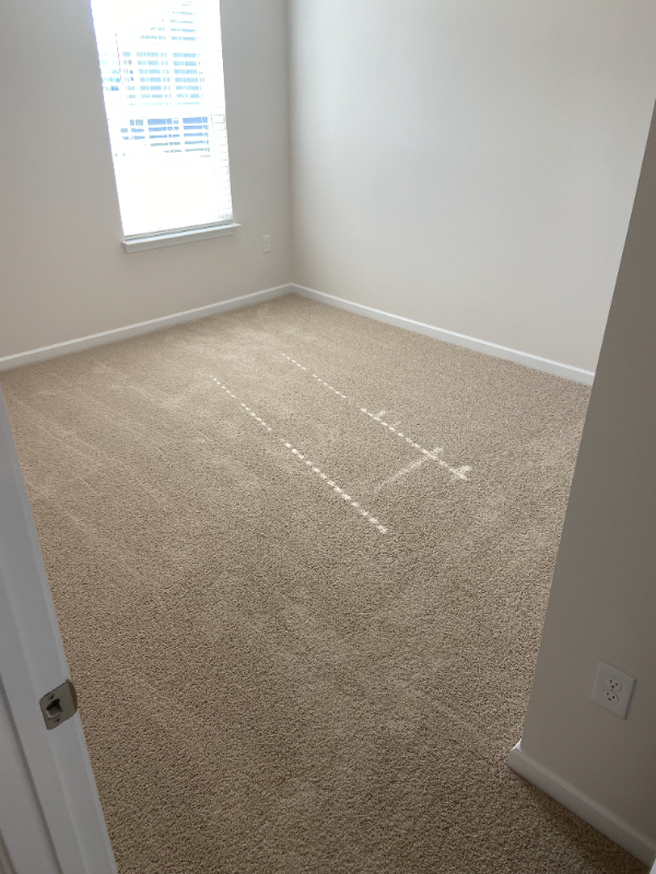 157 Leo St - Photo 4 of 7