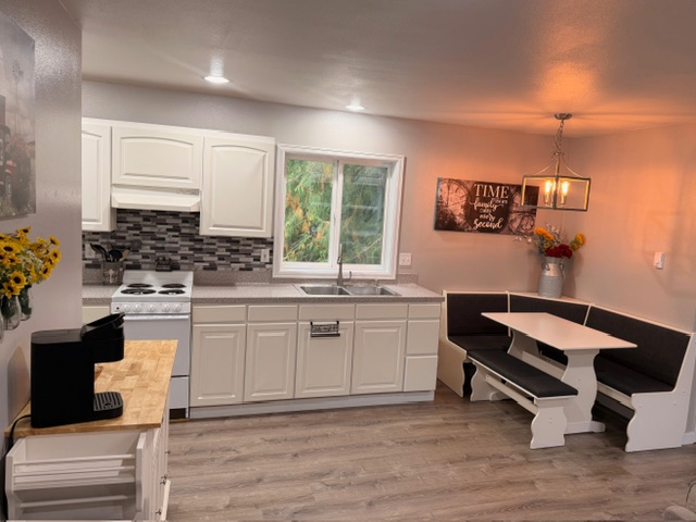 10635 Woodchuck Ln Se - Photo 7 of 19