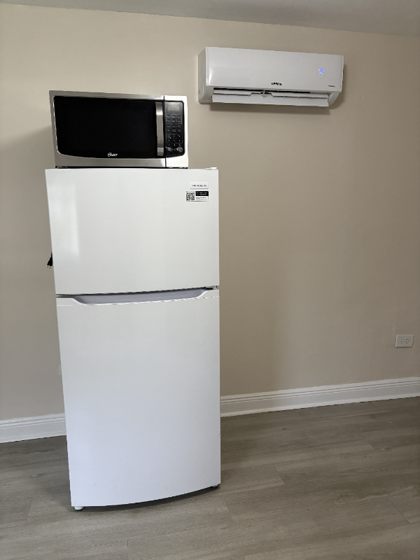 585 Nw 117th St #1 - Photo 4 of 13