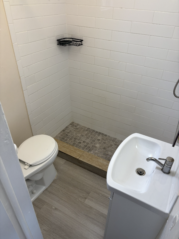 585 Nw 117th St #1 - Photo 6 of 13