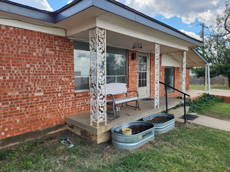 411 N Prospect St - Photo 3 of 17