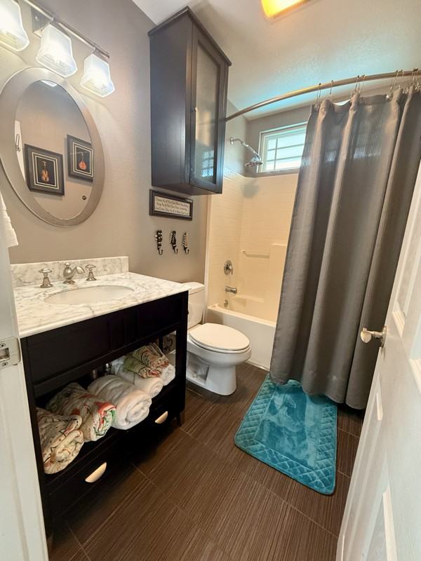 6052 Wintergreen Dr - Photo 5 of 8