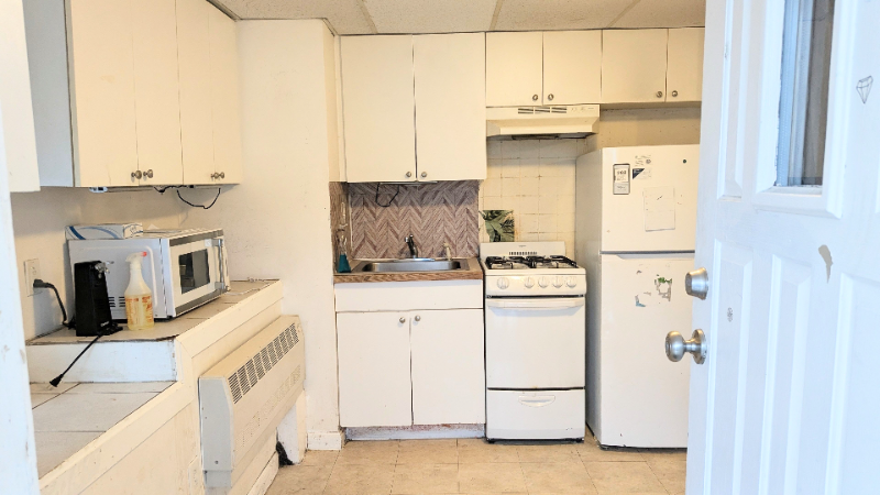 5 Morton Sq #5B - Photo 2 of 10