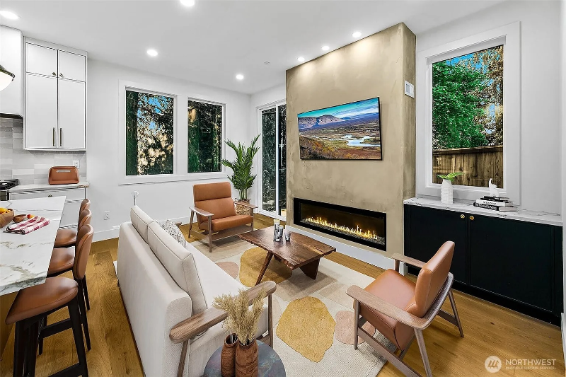 7317 128th Ave Ne - Photo 3 of 15