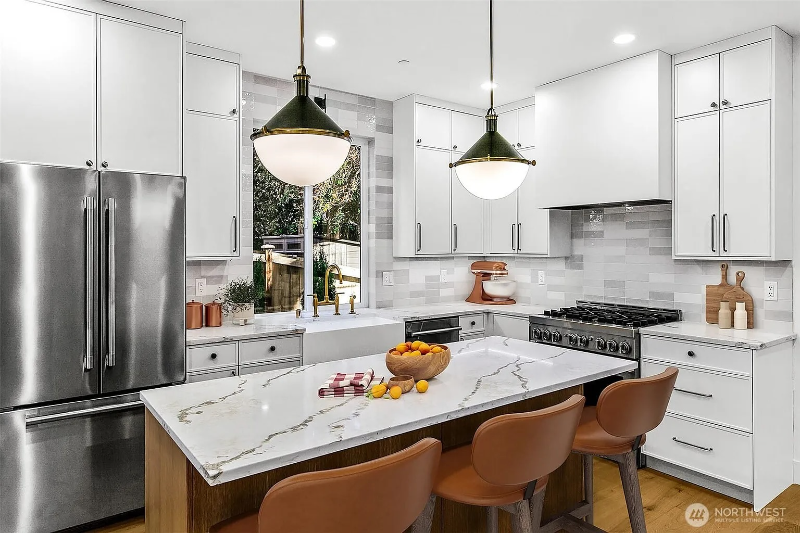 7317 128th Ave Ne - Photo 4 of 15