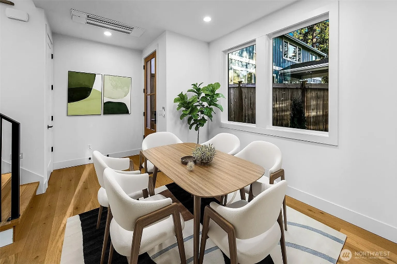 7317 128th Ave Ne - Photo 7 of 15