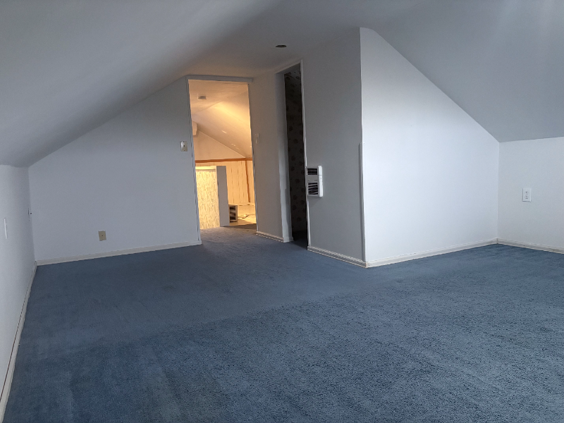 3806 S Ainsworth Ave - Photo 6 of 9