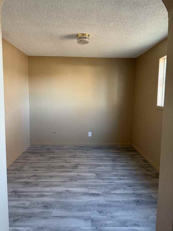 713 S Billings Blvd - Photo 2 of 7