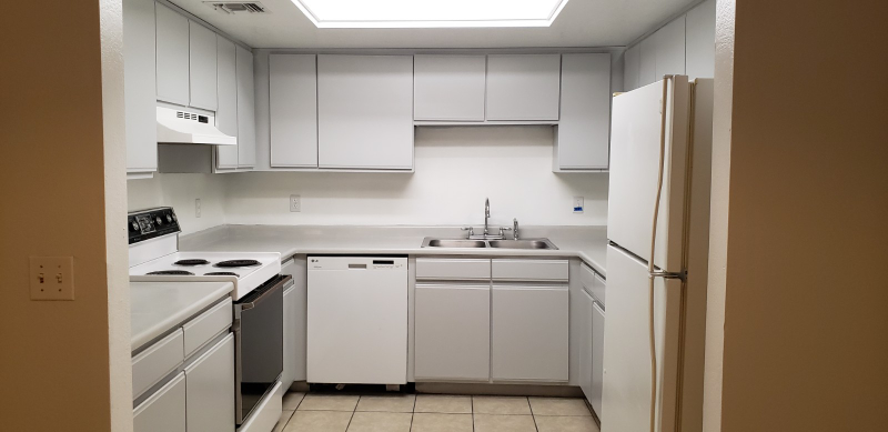 3065 Sirocco Dr #101 - Photo 6 of 10