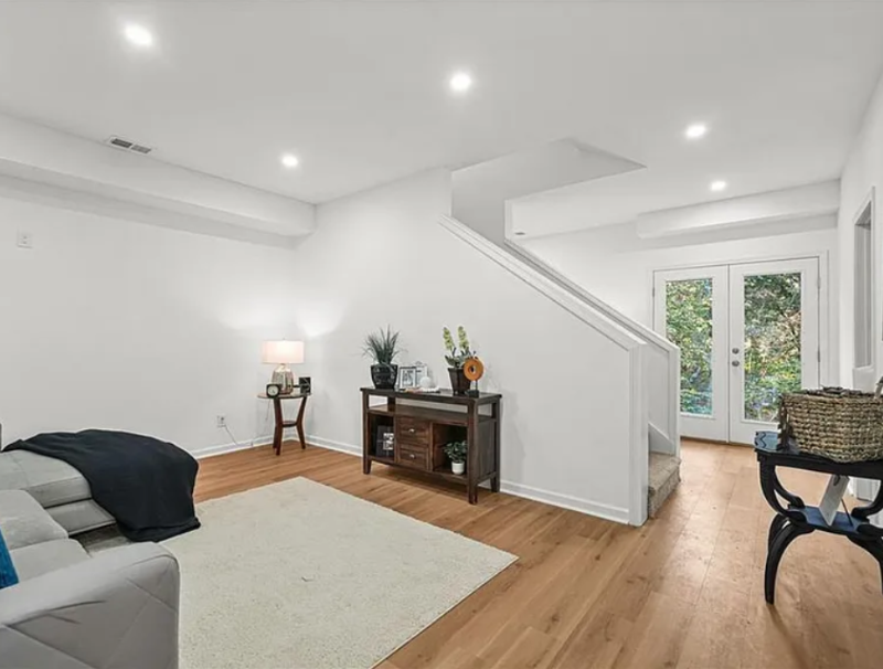 3925 Pine Shore Cir - Photo 6 of 16