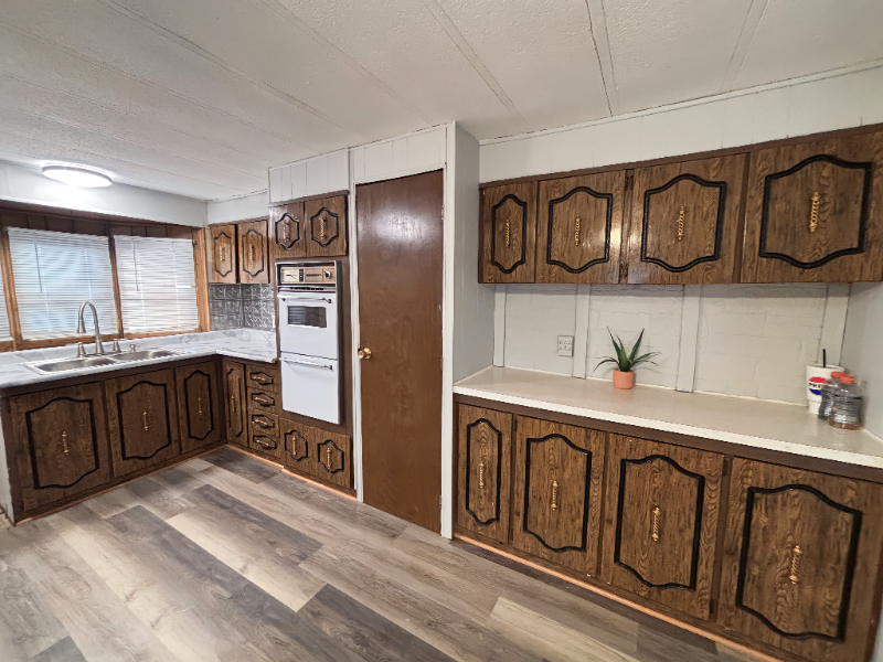 7115 Timber Ridge Ctr - Photo 2 of 12