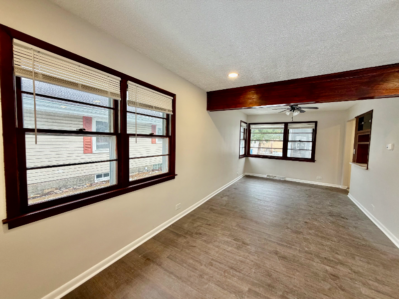 3620 42nd Pl - Photo 3 of 13