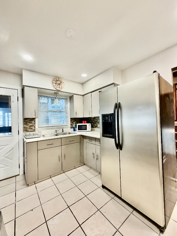 3620 42nd Pl - Photo 5 of 13