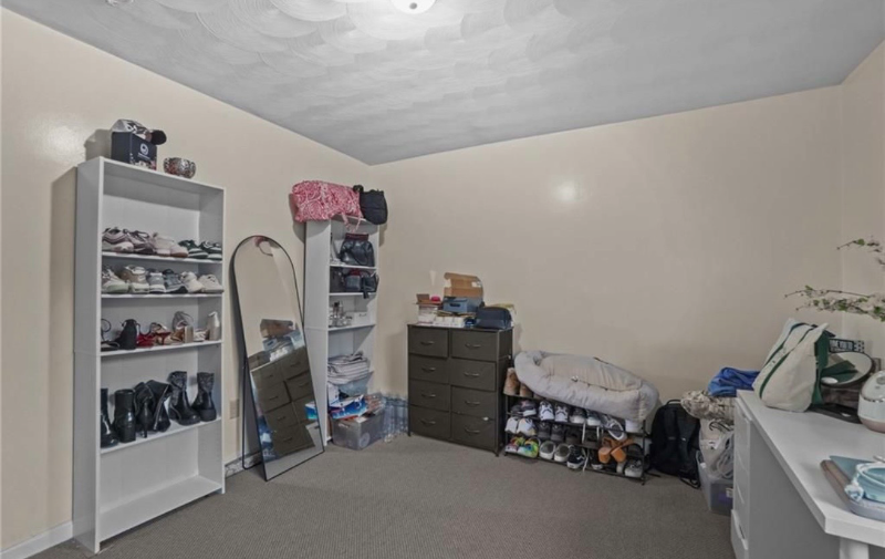 177 Russo St - Photo 2 of 5