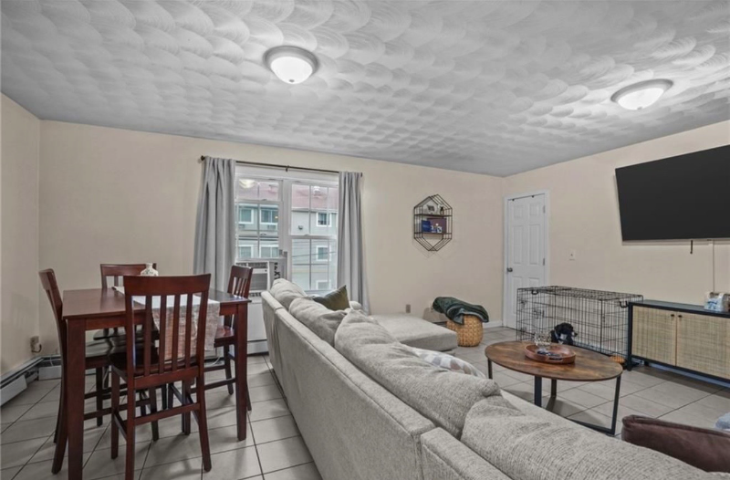 177 Russo St - Photo 3 of 5